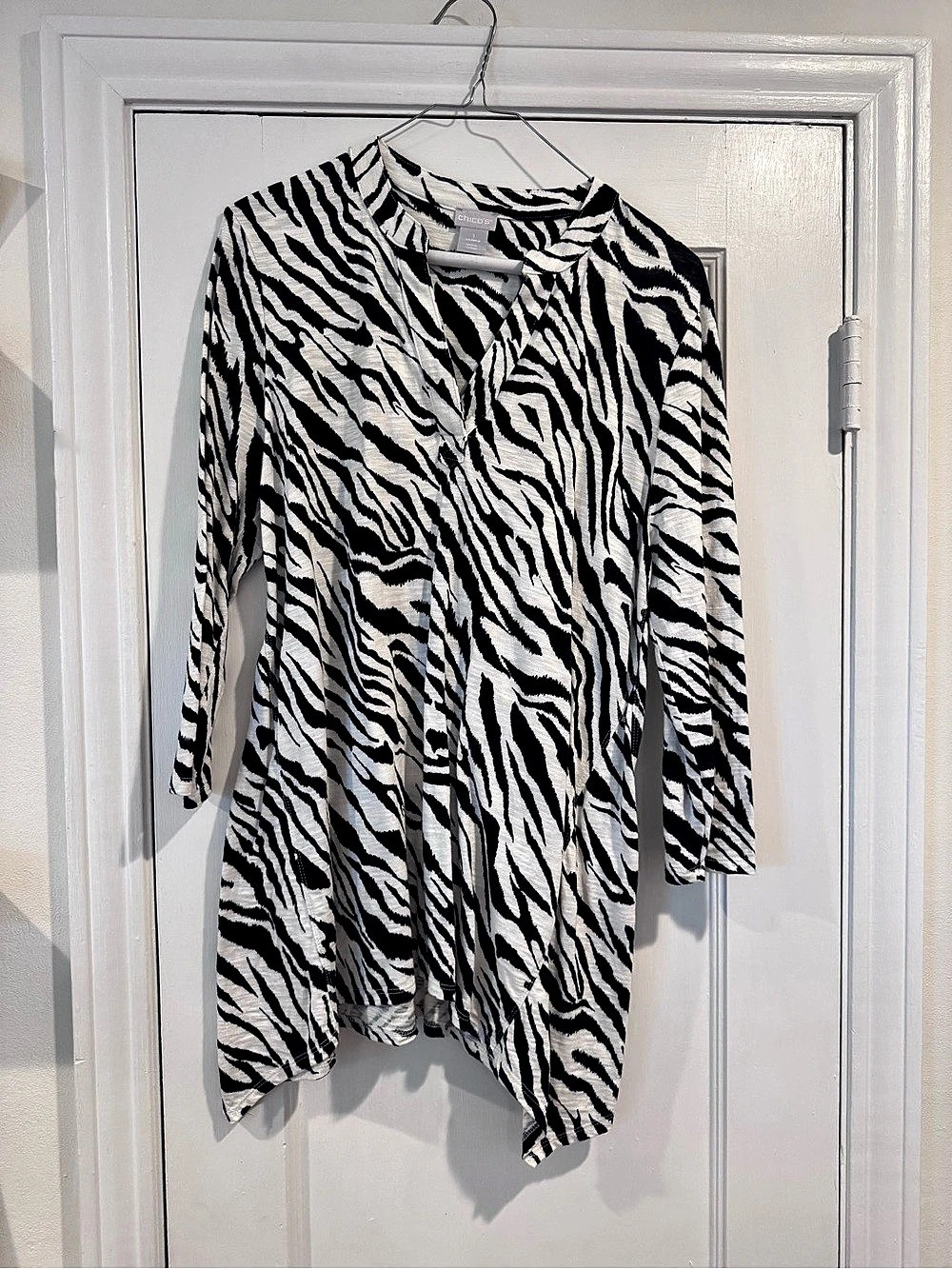 Chico's Zebra Print Tunic Rayon Nylon Size Medium
